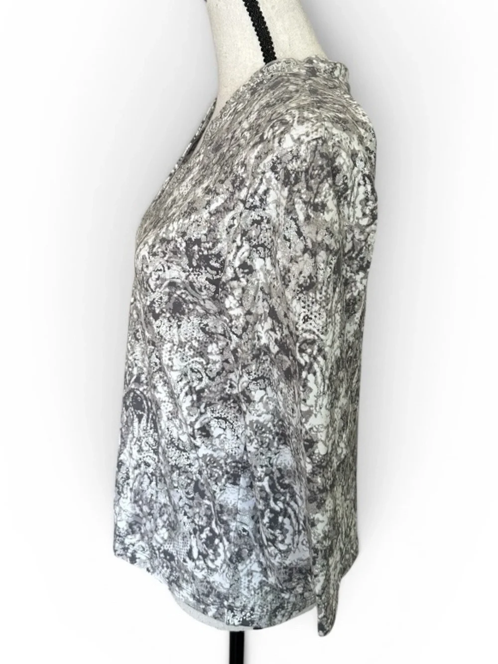 Ruby Rd Petite Boho Abstract Print Rhinestone V-Neck Top Women’s PM - Picture 4 of 8